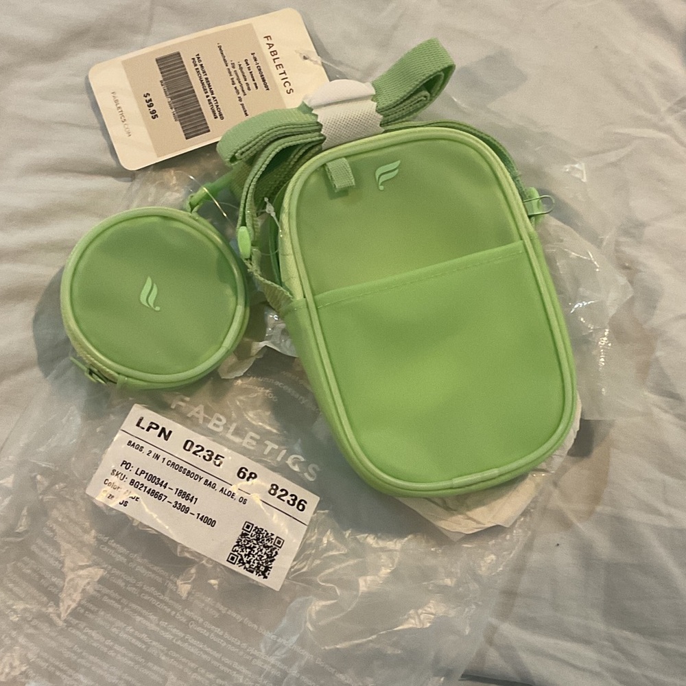 Fabletics Mint Green Crossbody Set